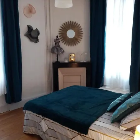 Appartamento Villa Alexander avec garage et patio privé Vichy